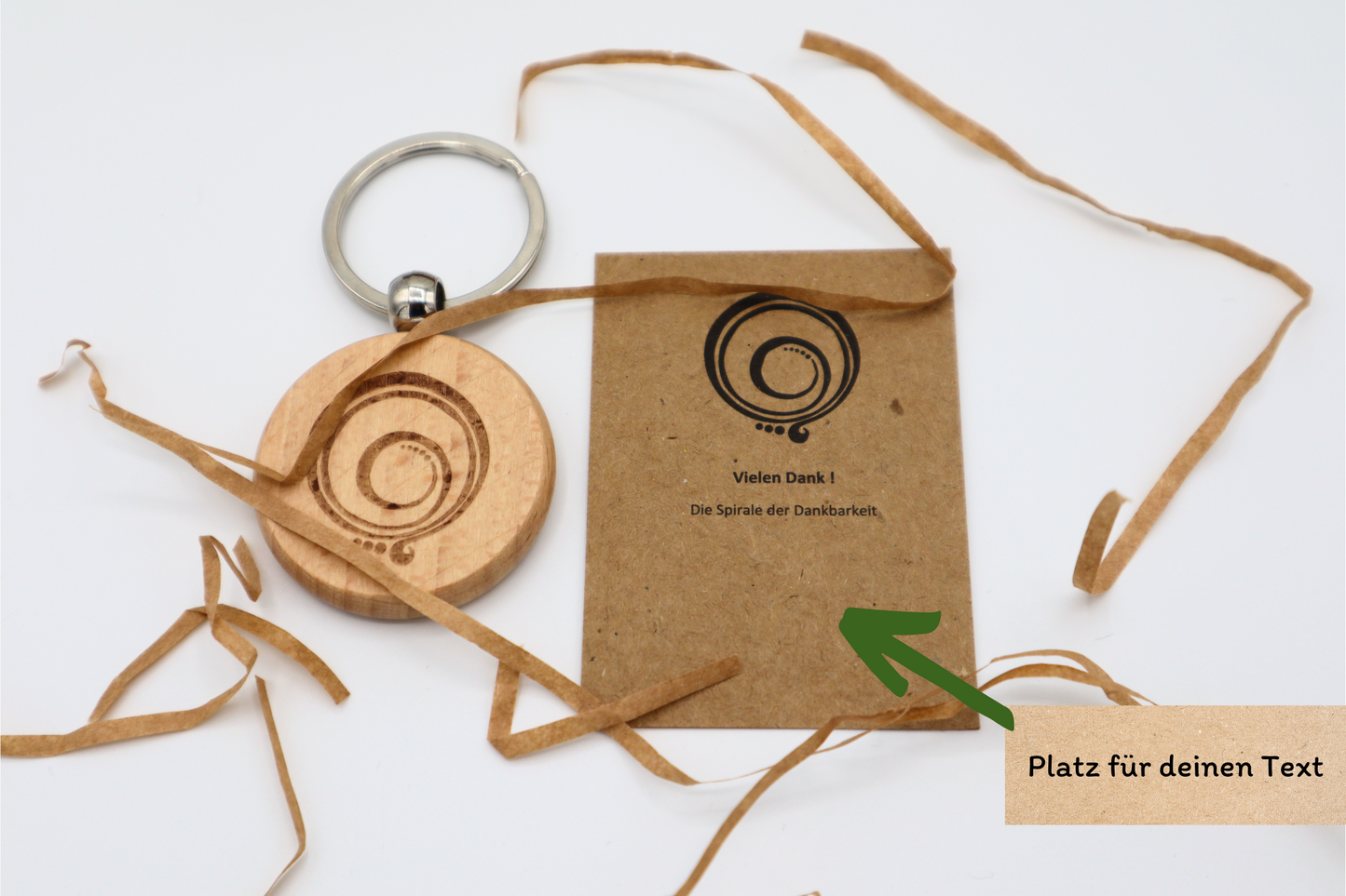 MORWE Schlüsselanhänger aus Holz als Dankeschön - Anhänger mit Vielen Dank Symbol